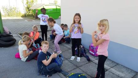 received_394037665682053