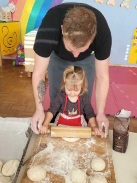 IMG-be20bc3f7420ab0ac97468537e7c834c-V