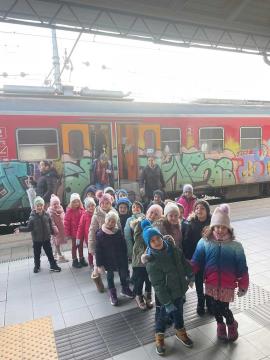 410667057_394938086539925_8072741732512360707_n-(2)